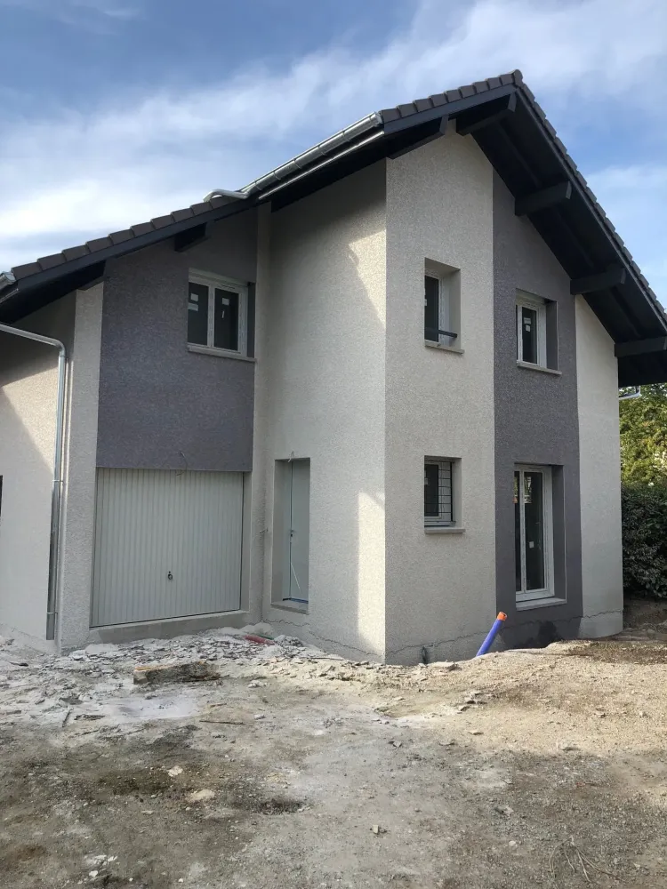 Enduit finition écrasé avec trame bi tons