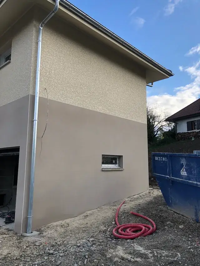 Enduit+finition+gratté+et+écrasé+à+CHOISY-640w