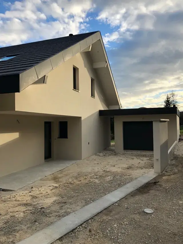 Isolation+extérieur+enduit+finiton+gratté+à+POISY+3-e6bf9f63-640w